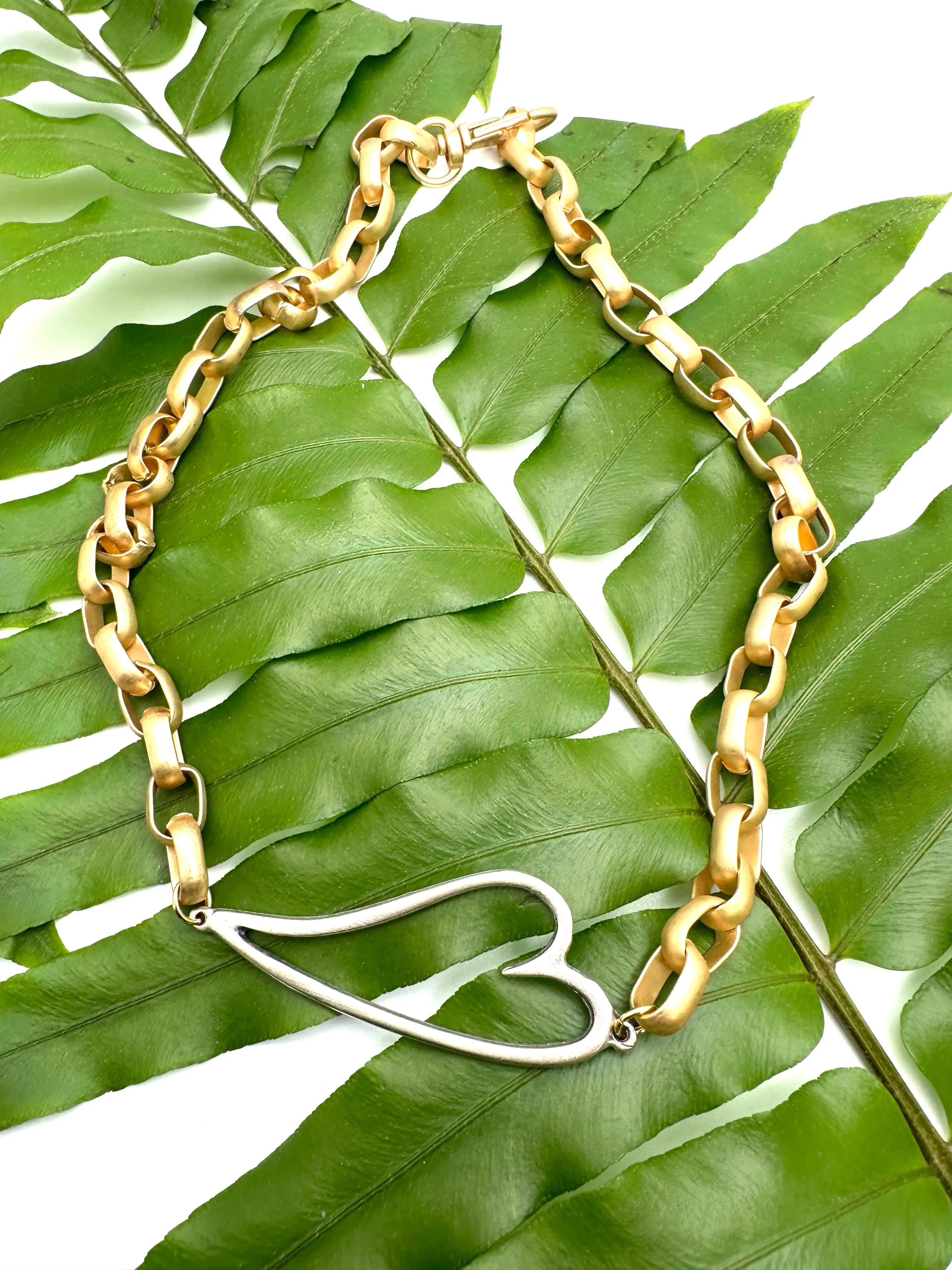 Hammered Rolo Necklace with Open Heart