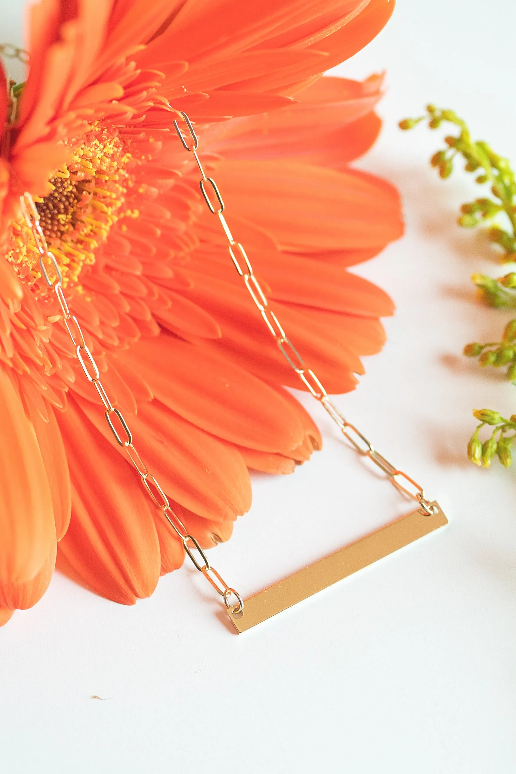 Paperclip chain and bar necklace