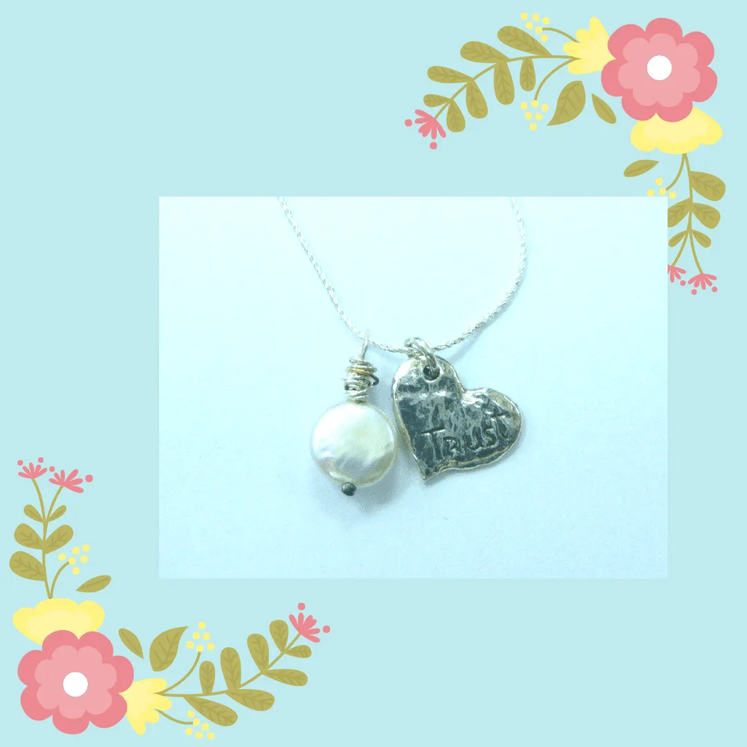 Elegant Sterling Silver Necklace with Heart-Shaped Pearl Pendant