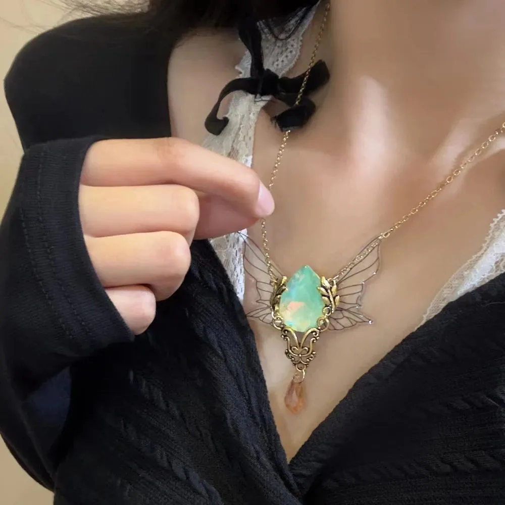 Vintage Brown Butterfly Choker Necklace - Women's Fashion Collarbone Chain Pendant